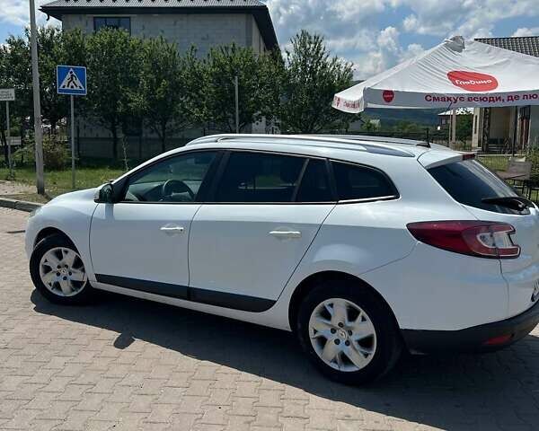 Рено Меган, объемом двигателя 1.5 л и пробегом 239 тыс. км за 8000 $, фото 2 на Automoto.ua