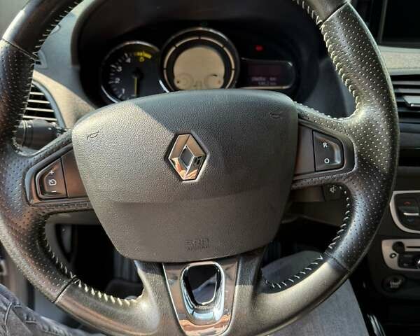 Рено Меган, объемом двигателя 1.5 л и пробегом 288 тыс. км за 7900 $, фото 10 на Automoto.ua