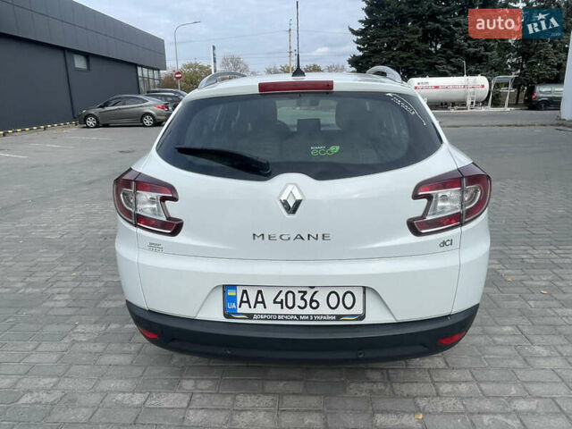 Рено Меган 2013 в Днепре (Днепропетровске) на Automoto.ua Рено Меган, объемом двигателя 1.5 л и пробегом 294 тыс. км за 6800 $, фото 4 на Automoto.ua