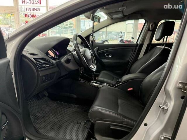 Рено Меган, объемом двигателя 1.5 л и пробегом 265 тыс. км за 8990 $, фото 20 на Automoto.ua
