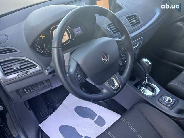 Рено Меган, объемом двигателя 1.5 л и пробегом 238 тыс. км за 8500 $, фото 5 на Automoto.ua