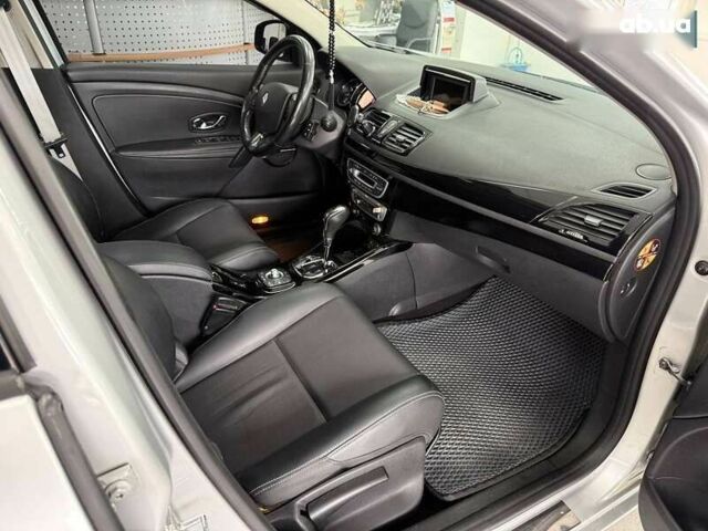 Рено Меган, объемом двигателя 1.5 л и пробегом 265 тыс. км за 8990 $, фото 27 на Automoto.ua