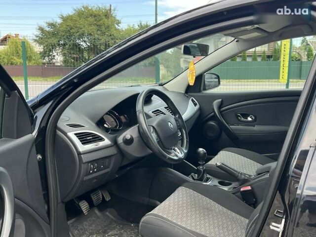 Рено Меган, объемом двигателя 1.5 л и пробегом 240 тыс. км за 7600 $, фото 7 на Automoto.ua