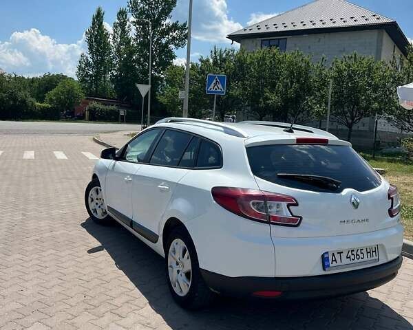 Рено Меган, объемом двигателя 1.5 л и пробегом 239 тыс. км за 8000 $, фото 3 на Automoto.ua
