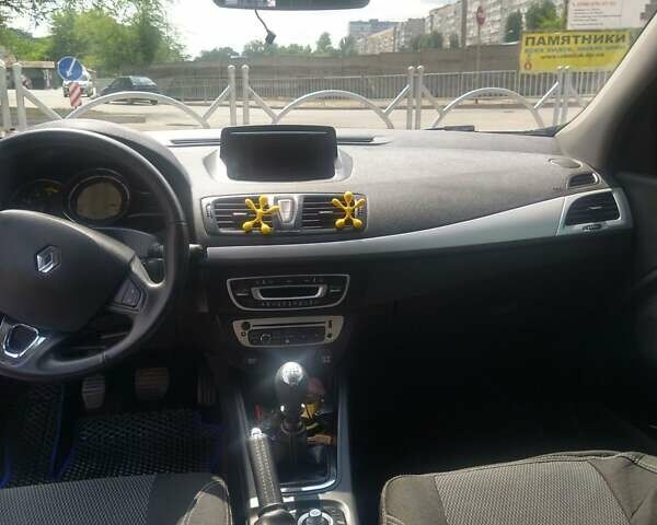 Рено Меган, об'ємом двигуна 1.6 л та пробігом 265 тис. км за 7800 $, фото 7 на Automoto.ua