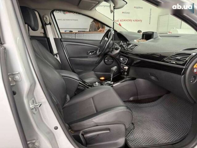 Рено Меган, объемом двигателя 1.5 л и пробегом 265 тыс. км за 8990 $, фото 28 на Automoto.ua