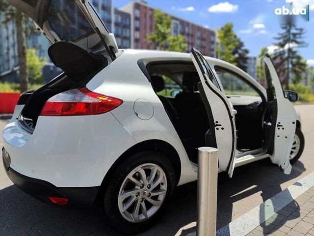 Рено Меган, объемом двигателя 1.5 л и пробегом 332 тыс. км за 6990 $, фото 18 на Automoto.ua