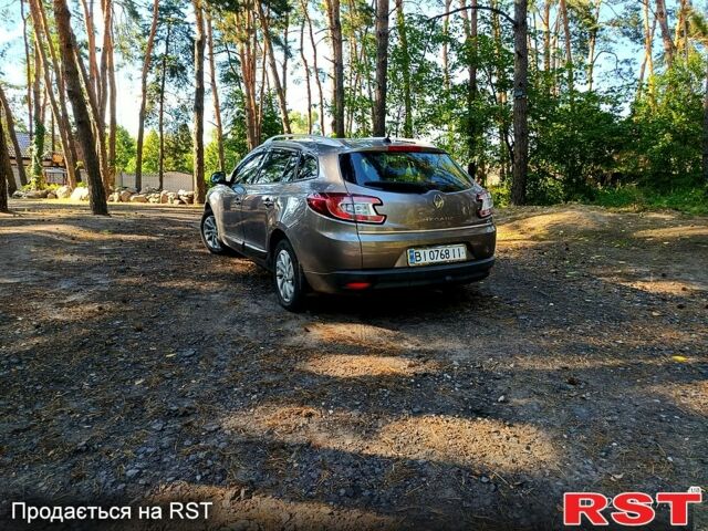 Рено Меган, объемом двигателя 1.5 л и пробегом 200 тыс. км за 8000 $, фото 5 на Automoto.ua