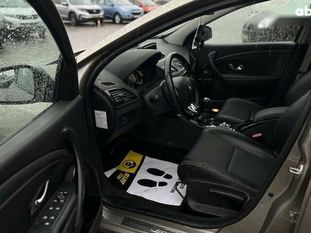 Рено Меган, объемом двигателя 1.5 л и пробегом 214 тыс. км за 9300 $, фото 22 на Automoto.ua