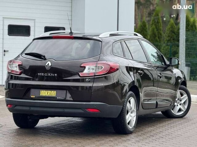 Рено Меган, объемом двигателя 1.5 л и пробегом 246 тыс. км за 8800 $, фото 12 на Automoto.ua