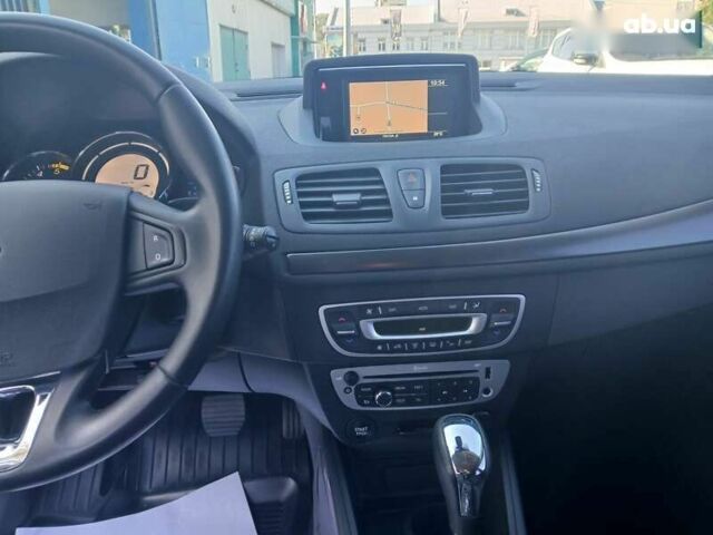 Рено Меган, объемом двигателя 1.5 л и пробегом 238 тыс. км за 8500 $, фото 2 на Automoto.ua