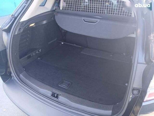 Рено Меган, объемом двигателя 1.5 л и пробегом 238 тыс. км за 8500 $, фото 15 на Automoto.ua