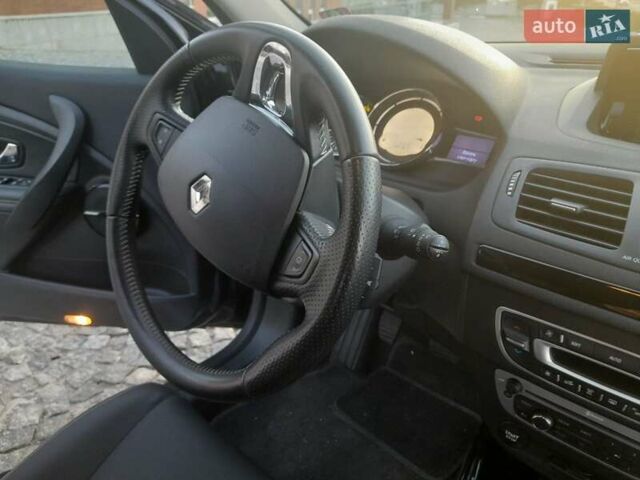 Рено Меган, объемом двигателя 1.5 л и пробегом 235 тыс. км за 9999 $, фото 17 на Automoto.ua