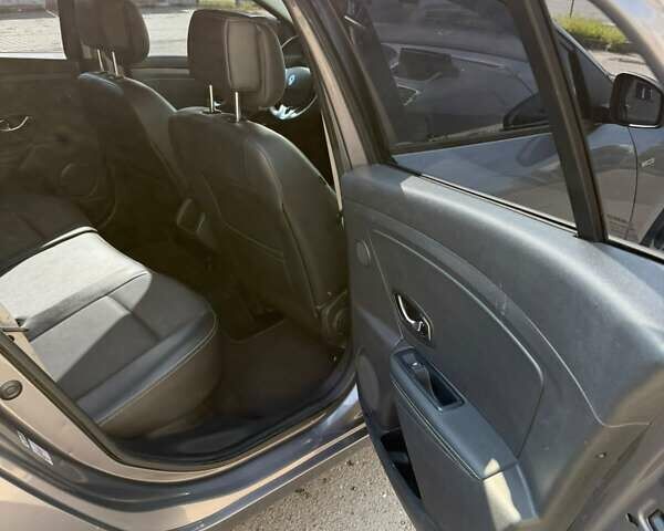Рено Меган, объемом двигателя 1.5 л и пробегом 288 тыс. км за 7900 $, фото 6 на Automoto.ua