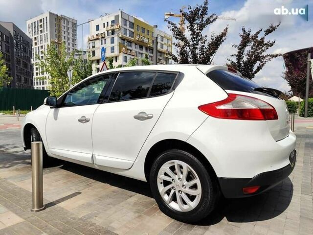 Рено Меган, объемом двигателя 1.5 л и пробегом 332 тыс. км за 7490 $, фото 11 на Automoto.ua