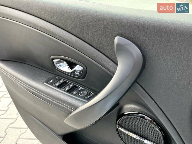 Рено Меган, объемом двигателя 1.6 л и пробегом 256 тыс. км за 8999 $, фото 18 на Automoto.ua