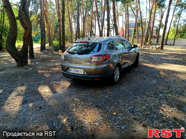 Рено Меган, объемом двигателя 1.5 л и пробегом 200 тыс. км за 8000 $, фото 3 на Automoto.ua
