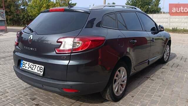 Рено Меган, объемом двигателя 1.5 л и пробегом 125 тыс. км за 9250 $, фото 38 на Automoto.ua