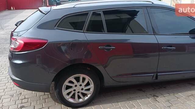 Рено Меган, объемом двигателя 1.5 л и пробегом 125 тыс. км за 9250 $, фото 24 на Automoto.ua