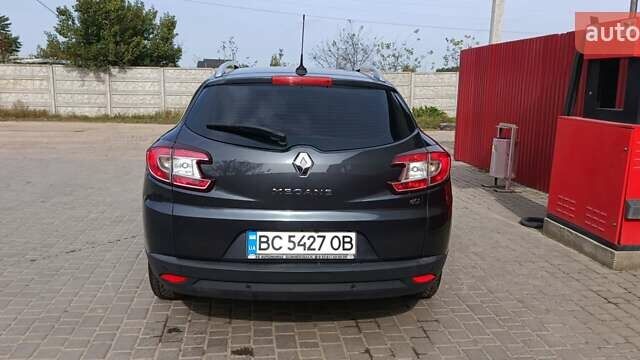 Рено Меган, объемом двигателя 1.5 л и пробегом 125 тыс. км за 9250 $, фото 2 на Automoto.ua