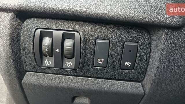 Рено Меган, объемом двигателя 1.5 л и пробегом 125 тыс. км за 9250 $, фото 92 на Automoto.ua