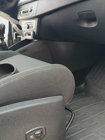 Рено Меган, объемом двигателя 1.5 л и пробегом 125 тыс. км за 9250 $, фото 104 на Automoto.ua