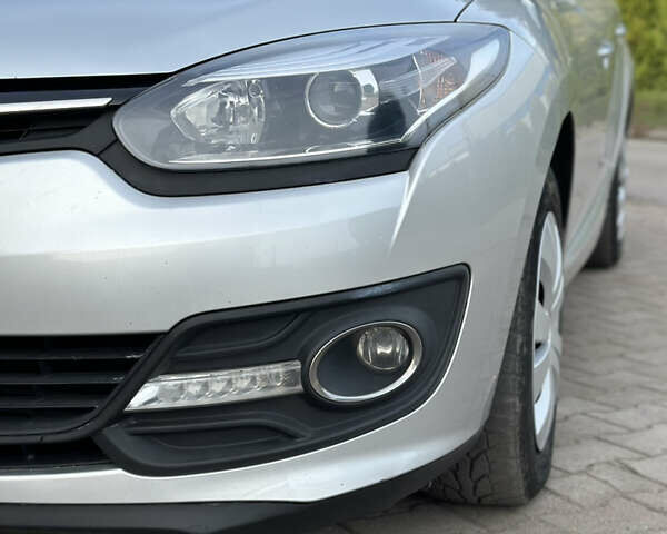Рено Меган, об'ємом двигуна 1.5 л та пробігом 260 тис. км за 8950 $, фото 3 на Automoto.ua