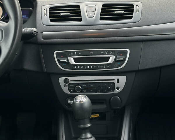 Рено Меган, об'ємом двигуна 1.5 л та пробігом 260 тис. км за 8950 $, фото 20 на Automoto.ua