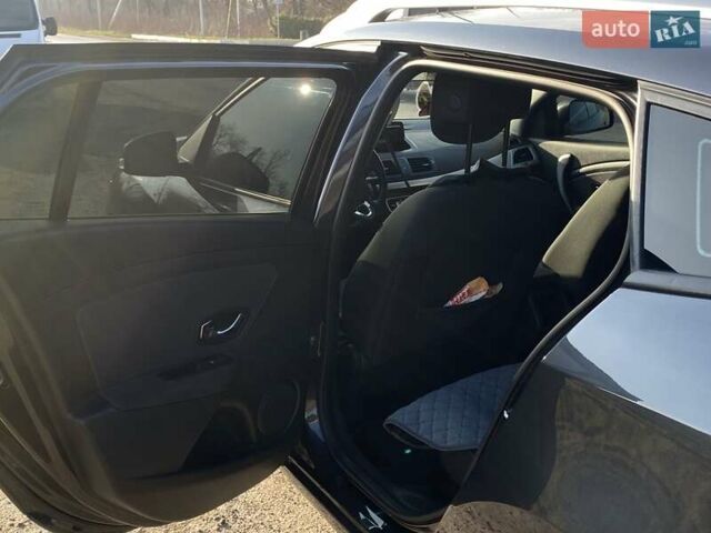 Рено Меган, объемом двигателя 1.46 л и пробегом 240 тыс. км за 9000 $, фото 16 на Automoto.ua