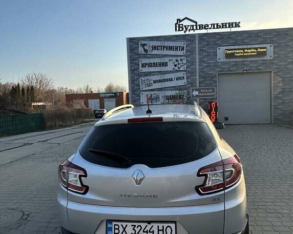 Рено Меган, объемом двигателя 1.5 л и пробегом 284 тыс. км за 8600 $, фото 4 на Automoto.ua