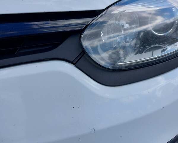 Рено Меган, объемом двигателя 1.5 л и пробегом 207 тыс. км за 8300 $, фото 9 на Automoto.ua