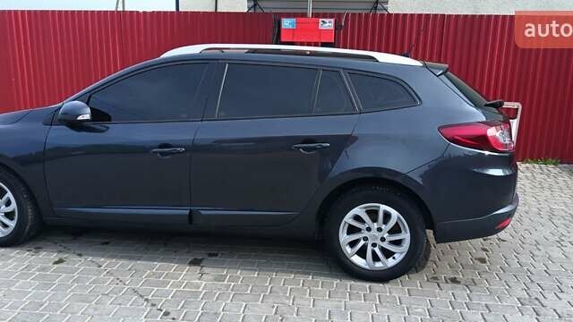 Рено Меган, объемом двигателя 1.5 л и пробегом 125 тыс. км за 9250 $, фото 35 на Automoto.ua