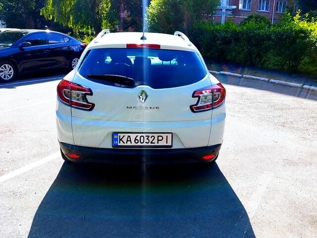 Рено Меган, об'ємом двигуна 1.6 л та пробігом 267 тис. км за 8300 $, фото 3 на Automoto.ua