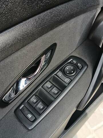 Рено Меган, объемом двигателя 1.5 л и пробегом 125 тыс. км за 9250 $, фото 94 на Automoto.ua