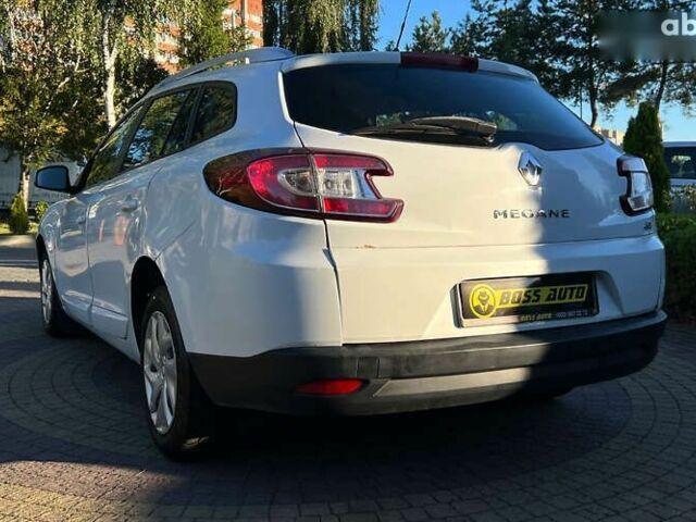 Рено Меган, объемом двигателя 1.5 л и пробегом 206 тыс. км за 8500 $, фото 4 на Automoto.ua