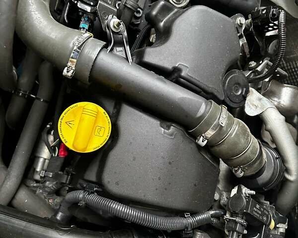 Рено Меган, об'ємом двигуна 1.5 л та пробігом 156 тис. км за 9600 $, фото 16 на Automoto.ua