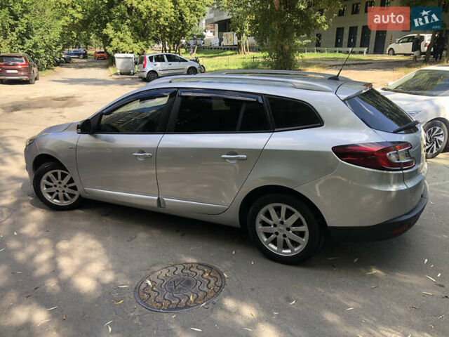Рено Меган, объемом двигателя 1.5 л и пробегом 190 тыс. км за 8800 $, фото 21 на Automoto.ua
