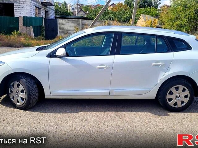 Рено Меган, объемом двигателя 1.5 л и пробегом 125 тыс. км за 10400 $, фото 3 на Automoto.ua