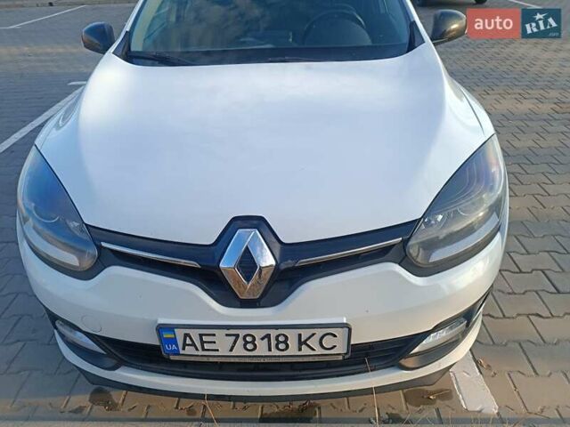 Рено Меган, объемом двигателя 1.46 л и пробегом 336 тыс. км за 8100 $, фото 4 на Automoto.ua