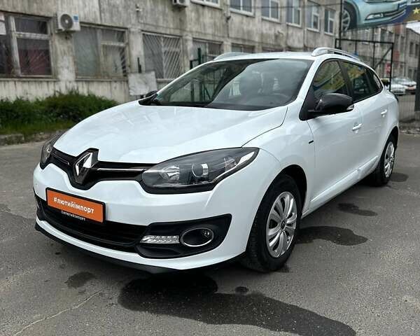 Рено Меган, объемом двигателя 1.5 л и пробегом 208 тыс. км за 9700 $, фото 17 на Automoto.ua