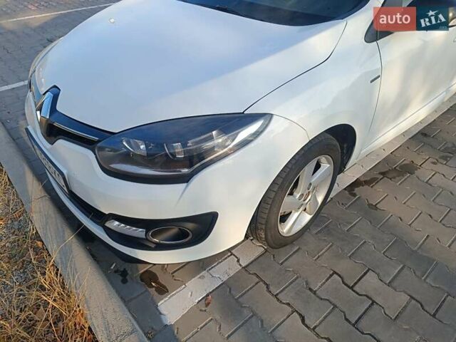 Рено Меган, объемом двигателя 1.46 л и пробегом 336 тыс. км за 8100 $, фото 2 на Automoto.ua