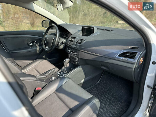 Рено Меган, объемом двигателя 1.46 л и пробегом 255 тыс. км за 9999 $, фото 29 на Automoto.ua