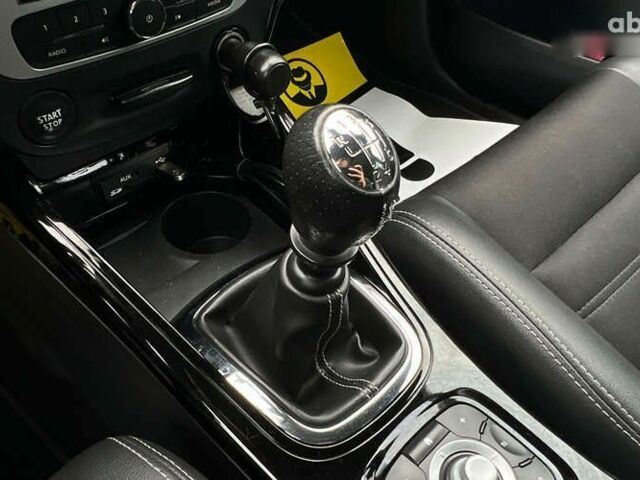 Рено Меган, об'ємом двигуна 1.6 л та пробігом 209 тис. км за 9499 $, фото 21 на Automoto.ua