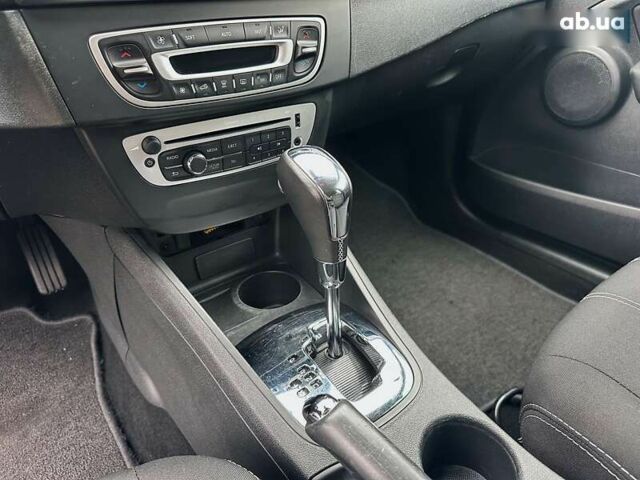 Рено Меган, об'ємом двигуна 1.5 л та пробігом 203 тис. км за 7999 $, фото 12 на Automoto.ua