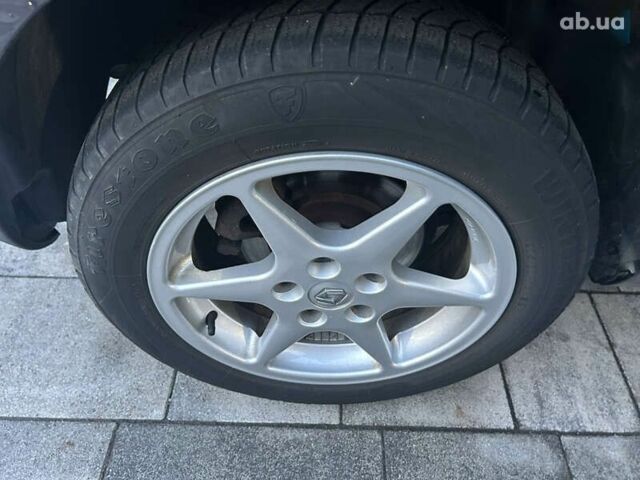 Рено Меган, объемом двигателя 1.5 л и пробегом 110 тыс. км за 9999 $, фото 18 на Automoto.ua