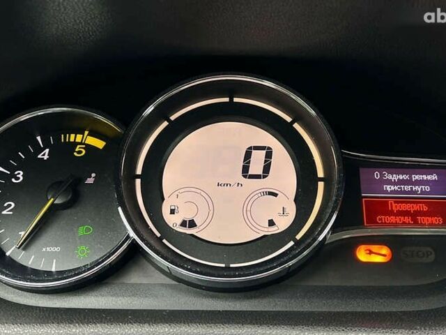 Рено Меган, об'ємом двигуна 1.6 л та пробігом 209 тис. км за 9499 $, фото 17 на Automoto.ua