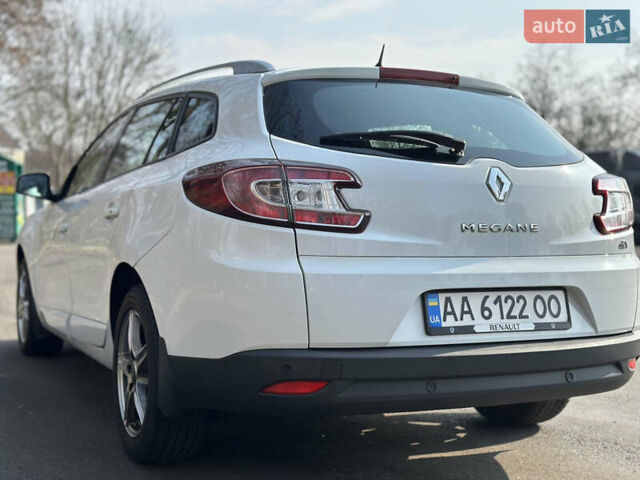 Рено Меган, объемом двигателя 1.46 л и пробегом 255 тыс. км за 9999 $, фото 12 на Automoto.ua
