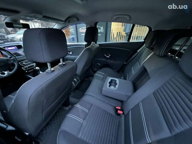 Рено Меган, об'ємом двигуна 1.5 л та пробігом 110 тис. км за 9999 $, фото 15 на Automoto.ua