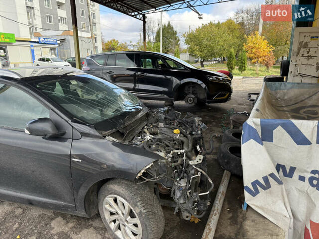 Рено Меган, объемом двигателя 0 л и пробегом 180 тыс. км за 3300 $, фото 4 на Automoto.ua