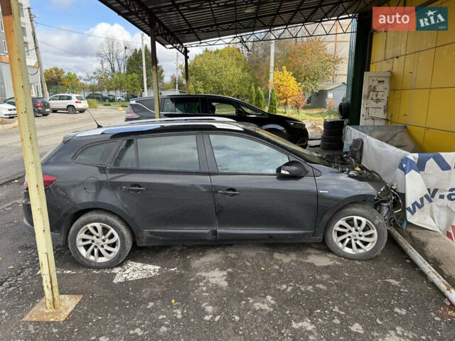 Рено Меган, объемом двигателя 0 л и пробегом 180 тыс. км за 3300 $, фото 3 на Automoto.ua